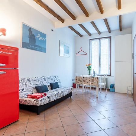 Parma Historic Center Apartment 7Min From Duomo Exterior photo